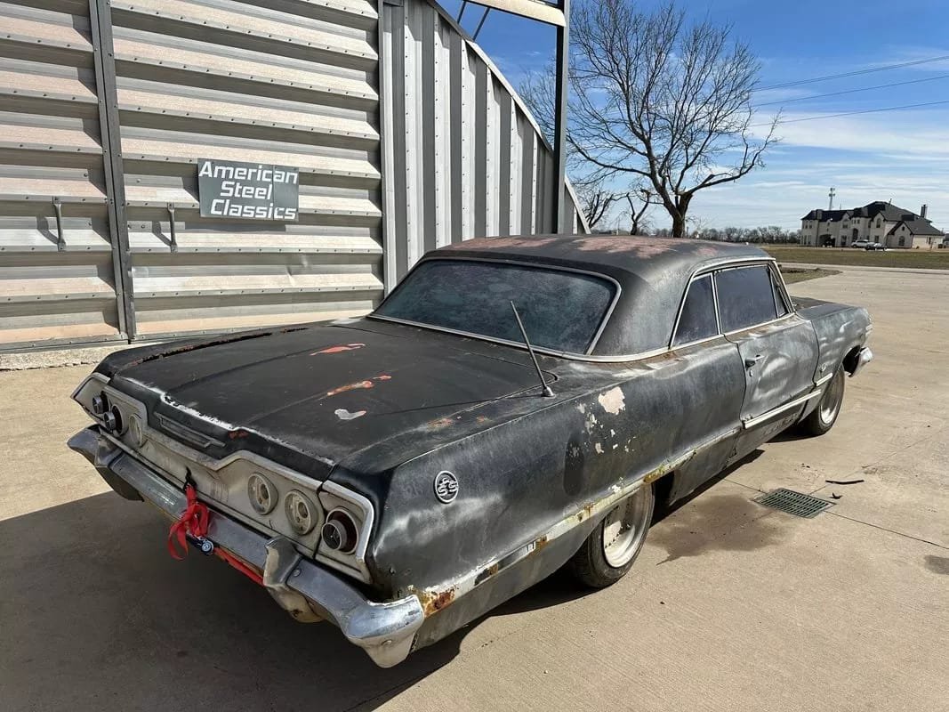 1963 Chevrolet Impala - Image 4